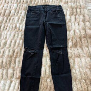 MOTHER Looker Ankle Fray in Guilty as Sin Size 28